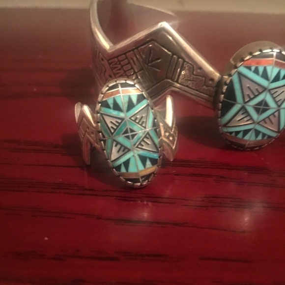 Roderick & Marilyn Tenorio SS Gemstone Inlay Ring - Picture 16 of 16